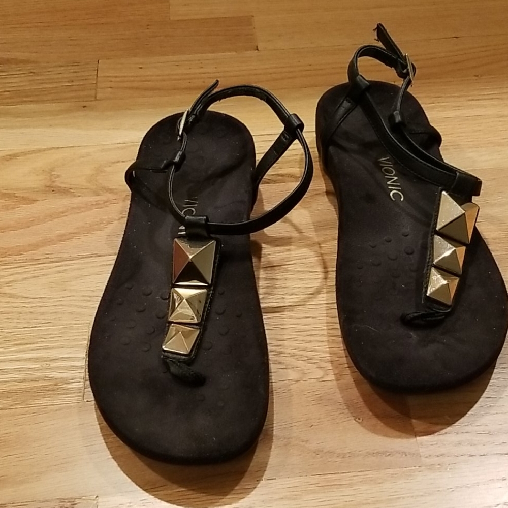 Vionic black and gold t-strap flat sandals